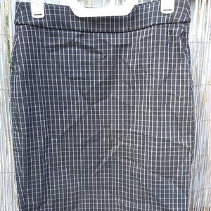 Elle Bl &Wh Pinstripe Straight Pencil Skirt - S